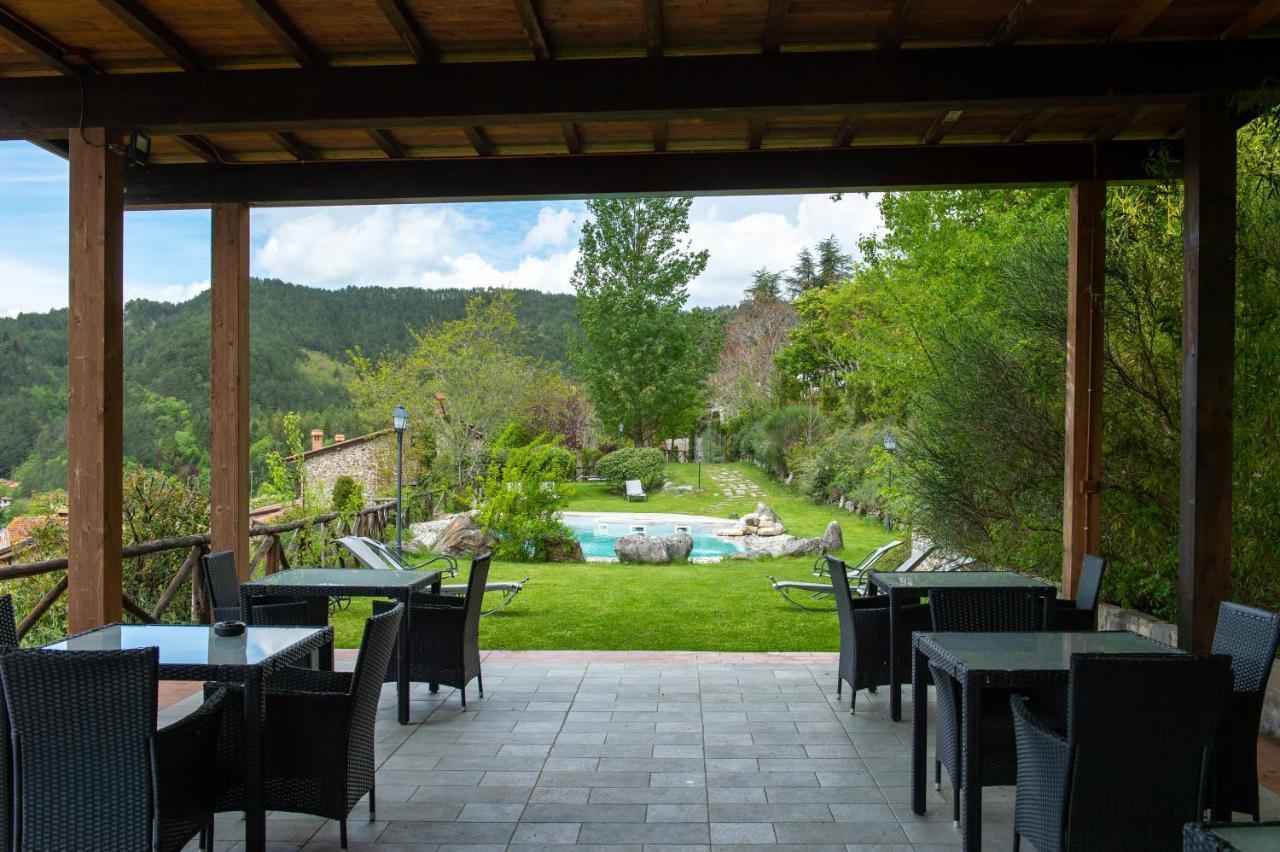 Borgo I Tre Baroni - Spa Suites & Resort Poppi Zewnętrze zdjęcie
