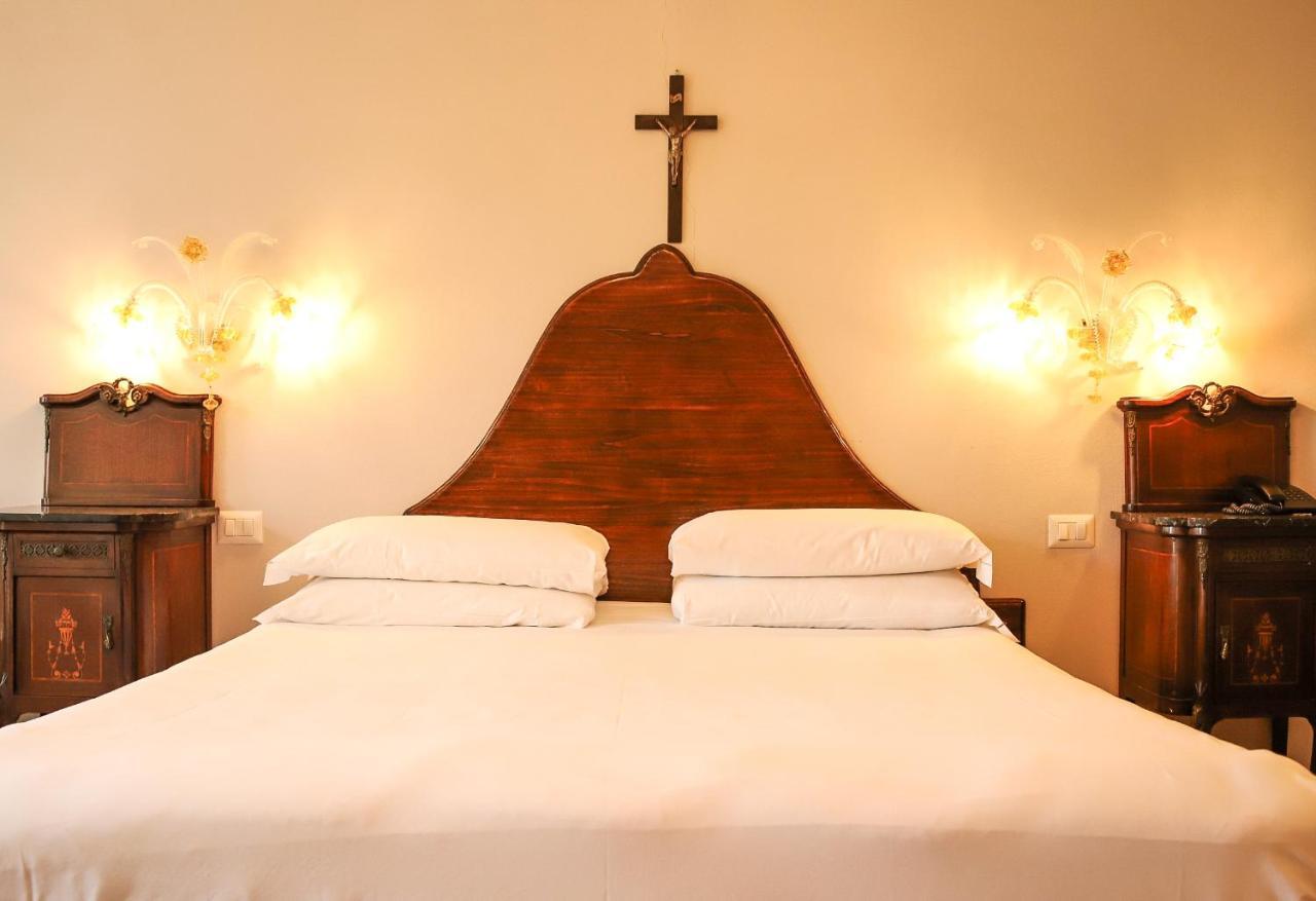 Borgo I Tre Baroni - Spa Suites & Resort Poppi Zewnętrze zdjęcie