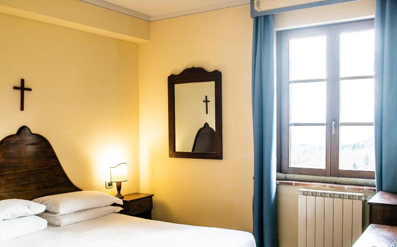 Borgo I Tre Baroni - Spa Suites & Resort Poppi Zewnętrze zdjęcie
