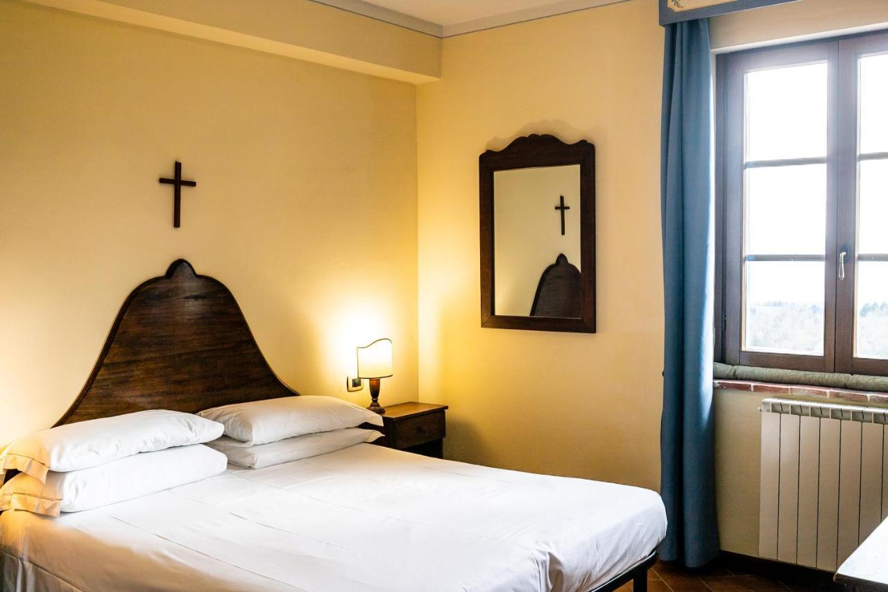 Borgo I Tre Baroni - Spa Suites & Resort Poppi Zewnętrze zdjęcie
