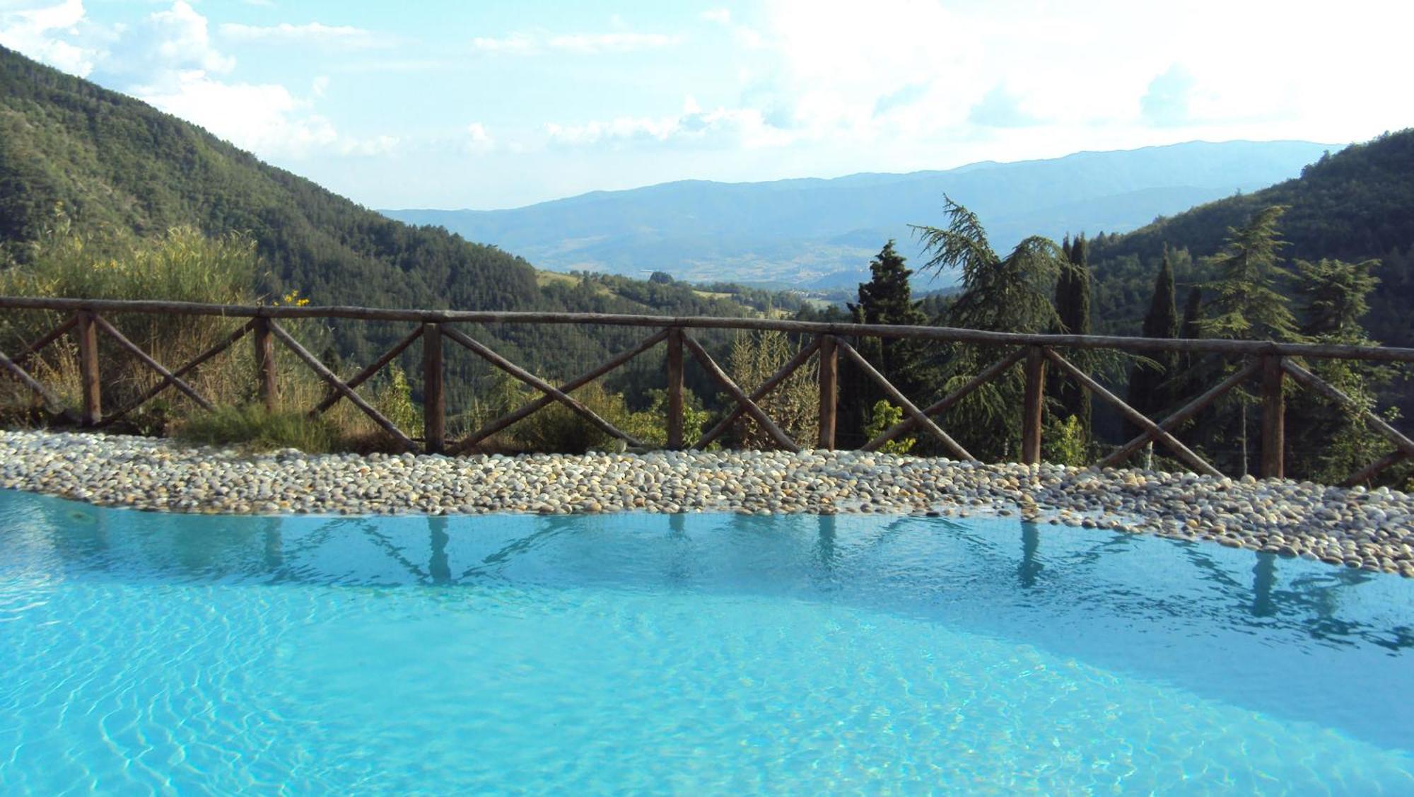 Borgo I Tre Baroni - Spa Suites & Resort Poppi Zewnętrze zdjęcie