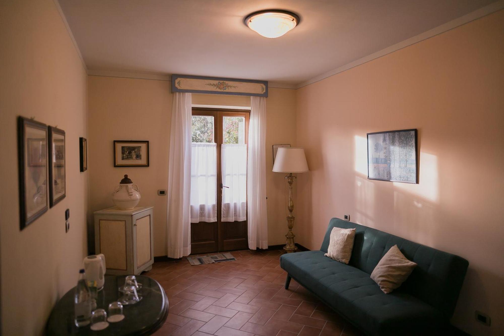 Borgo I Tre Baroni - Spa Suites & Resort Poppi Zewnętrze zdjęcie