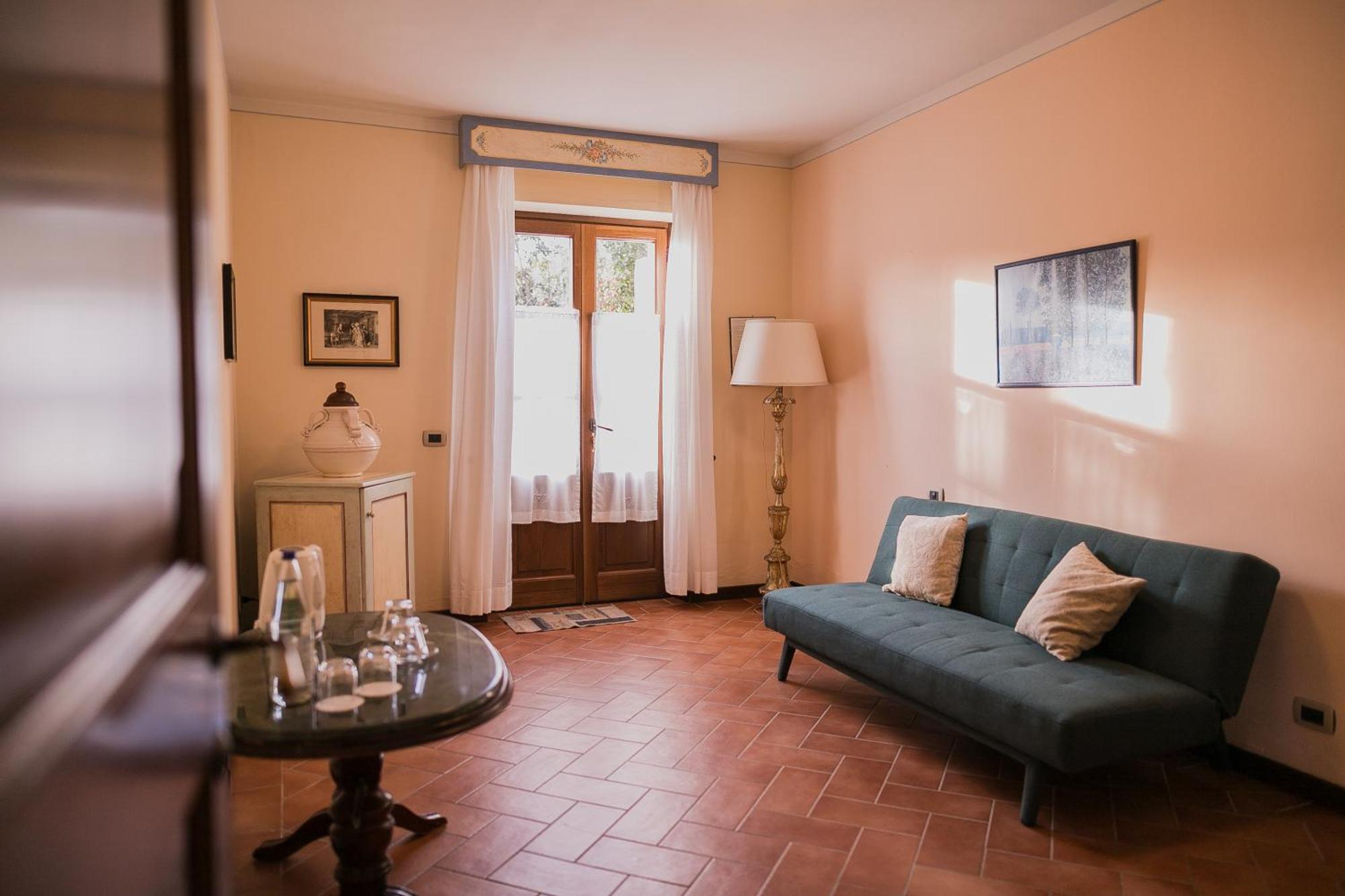Borgo I Tre Baroni - Spa Suites & Resort Poppi Zewnętrze zdjęcie